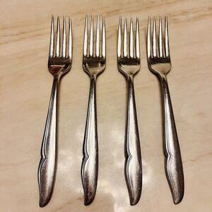 4pc Oneida Profile Oneidacraft Deluxe Stainless Flatware Dinner Fork 7 1/4 in